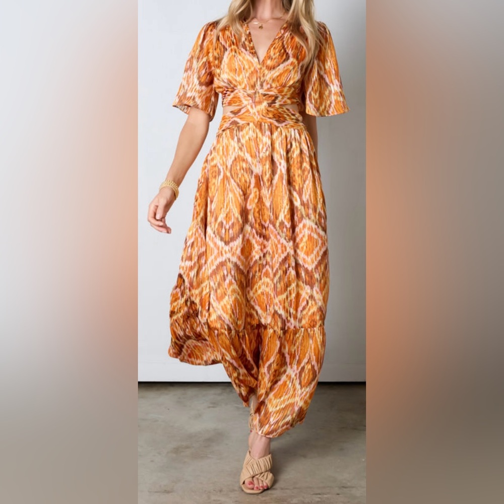 Vestique maxi dress